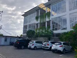 DIJUAL KOST ELITE STRATEGIS LANTAI 3 LOKASI KUTA