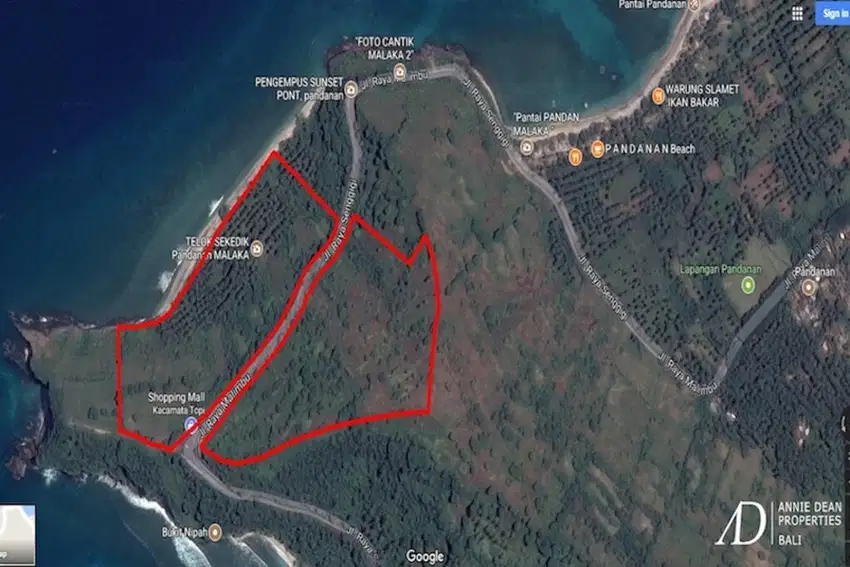 FREEHOLD HILLSIDE AND BEACHFRONT LAND IN NIPAH LOMBOK ISLAND