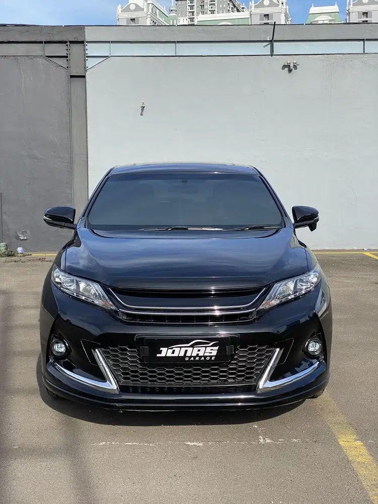 Toyota Harrier GS 2015 hitam LOW KM !!