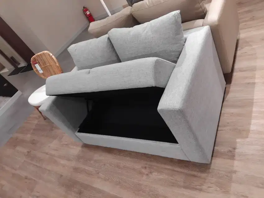 KREDIT HIORI SOFA 2 SEATER LIGHT GREY