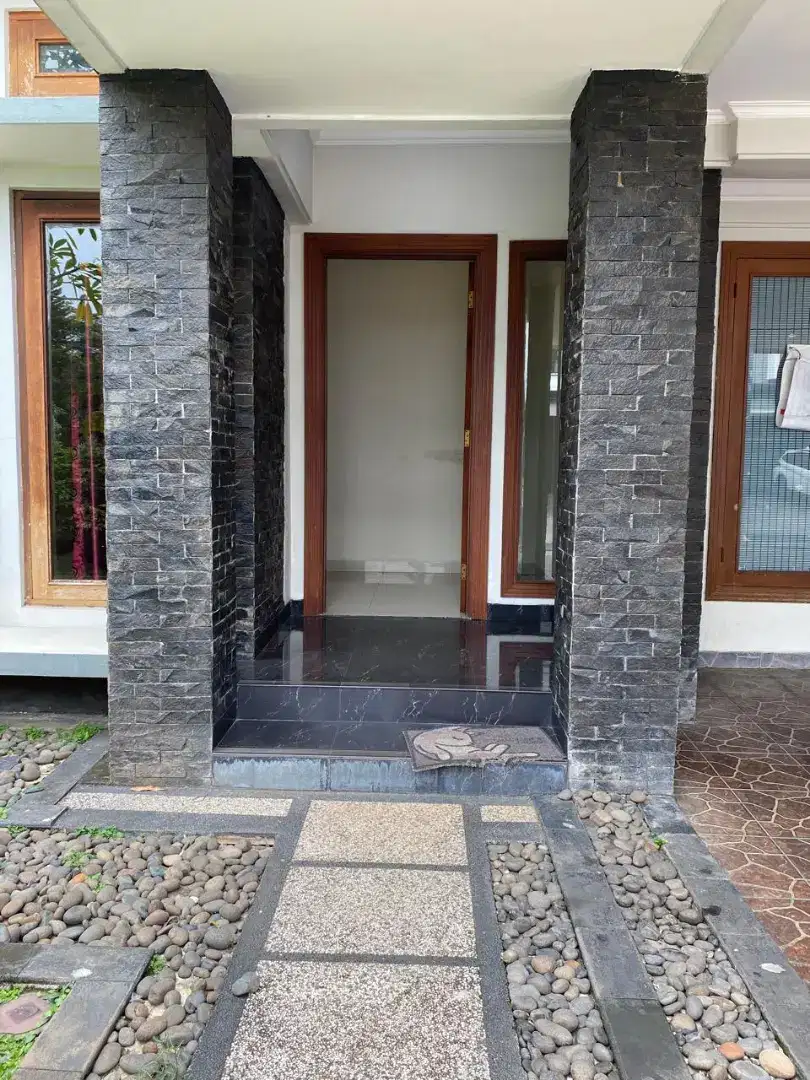 DS | Rumah dengan Pool di Bintaro Jaya