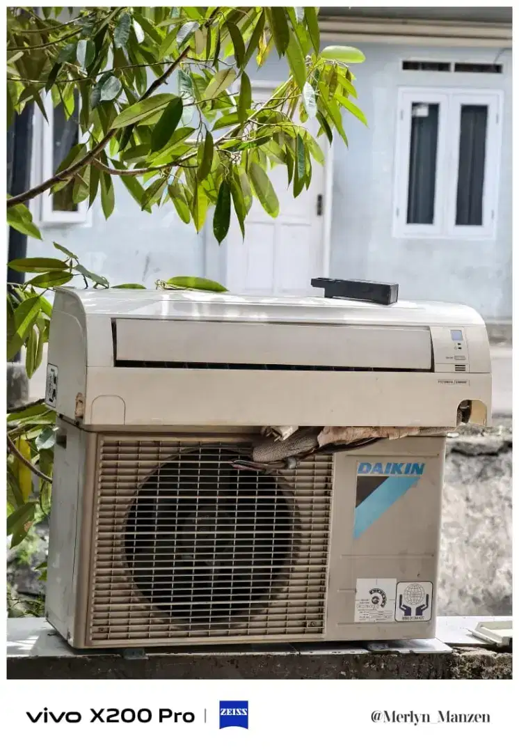 AC Daikin 1/2 PK R32 Thailand