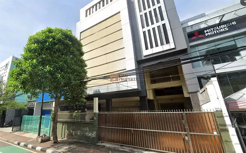 Lokasi Strategis, Dijual Gedung Cideng Barat 721m2 Bisa Untuk Kantor