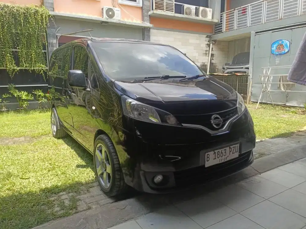 Nissan Evalia XV 1.5 At 2013