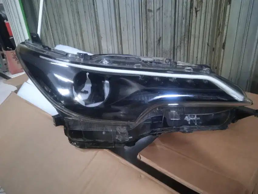Headlamp original VRZ modifikasi