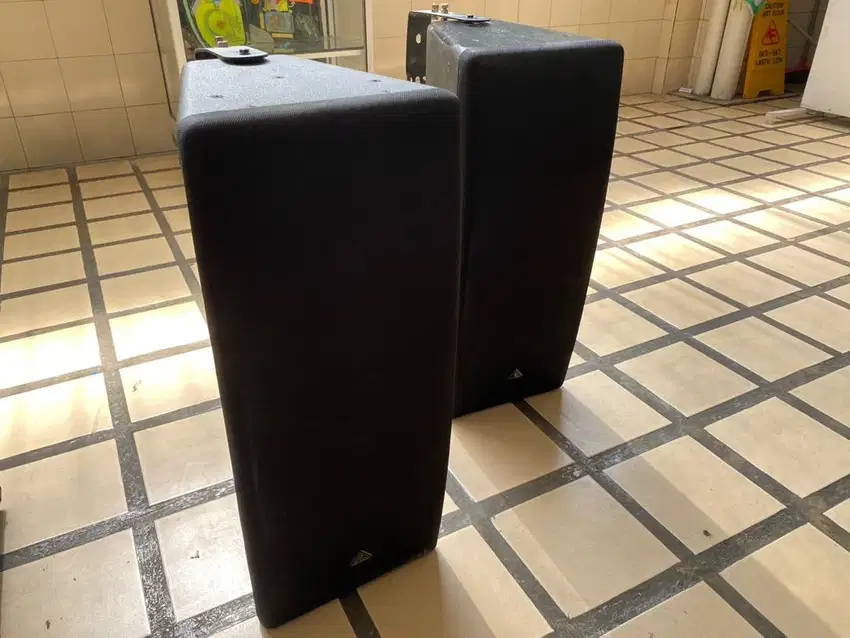 Behringer EUROCOM CL206