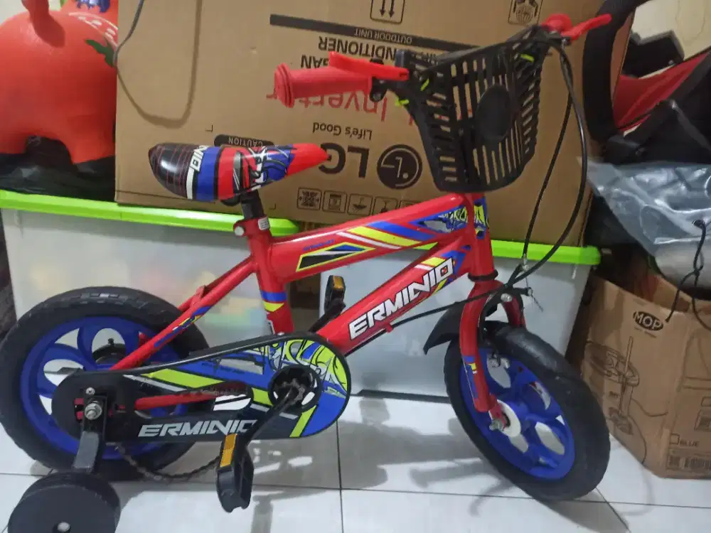 Sepeda Ermino roda empat