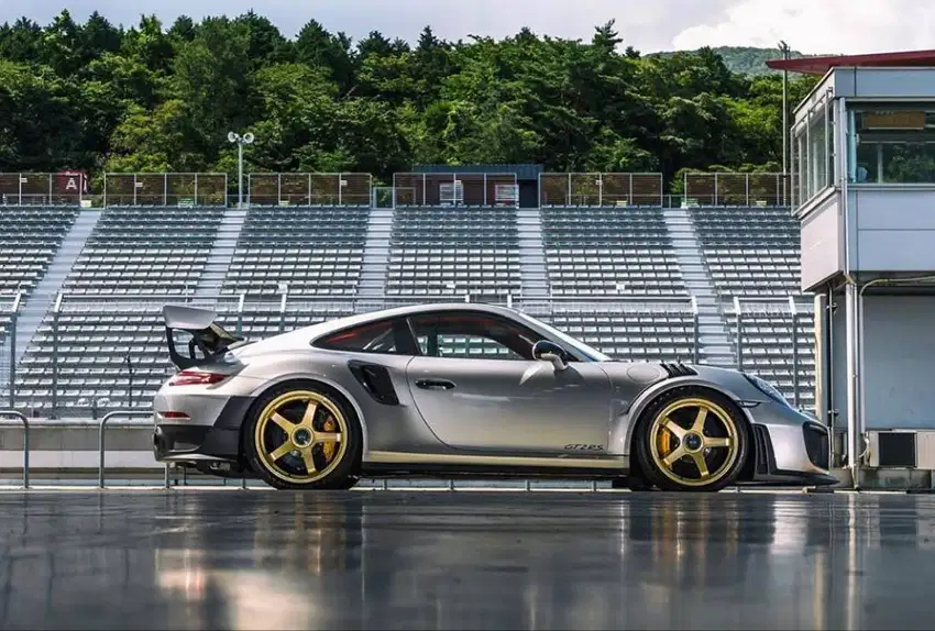 Advan Racing GT For Porsche