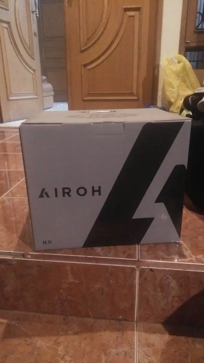 Helm Airoh REV19 Kondisi Mulus 99% Fullset