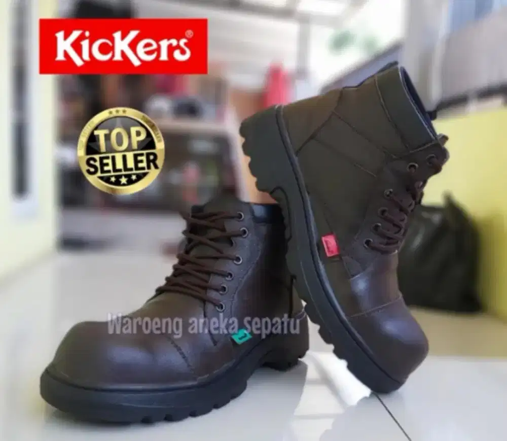 Sepatu Safety Hitam Kickers Proyek Semata Kaki Ujung Besi