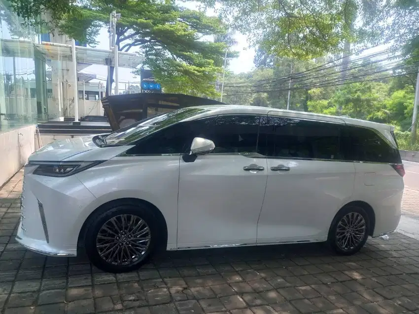 ready stock lexus lm 350 hybirt nik 2025 tdp 600jt