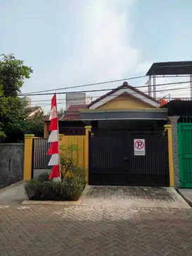 Jual Rumah Siap Nego di Perum Permata Tangerang Bebas Banjir J-18119