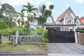 Rumah LT 261 Asri 8 Mnt ke Pintu Tol Cimanggis Semi Furnished J-15775