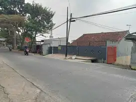 DI JUAL RUMAH MAINROAD MURAH BUTUH DUIT