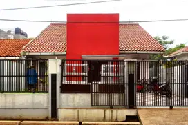 Rumah Luas 15 Menit Ke Stasiun LRT Kampung Rambutan Siap Huni J-17362