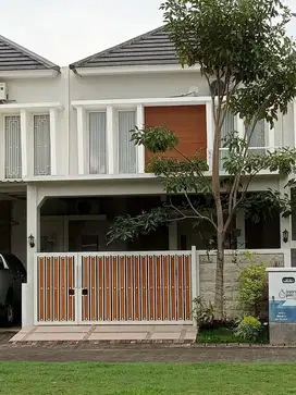 Dijual Rumah 2 Lantai Puri Surya Jaya