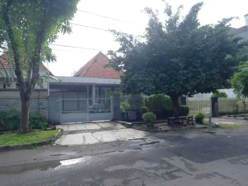 Disewakan Rumah Murah Bisa Untuk Usaha Cafe Kantor Dan Lainnya