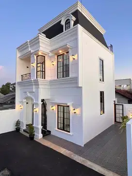 CLASSIC HOUSE BEJI DEPOK RUMAH MEWAH DEKAT TOL KUKUSAN DAN KAMPUS UI