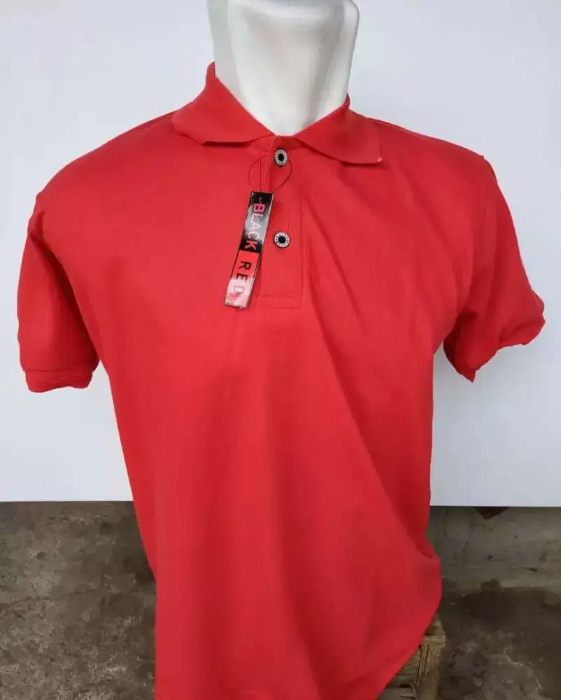 Kaos Kerah Simpel Dan Elegan Polos