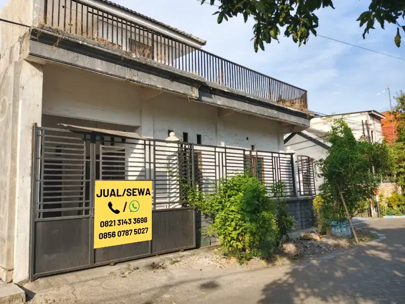 Rumah Dua Lantai dekat dengan Kampus dan RSUD di Sidokare Sidoarjo