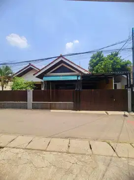 Dijual Rumah Second Non Komplek Di Gempol Cipayung Jakarta Timur