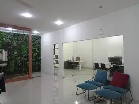 Dijual Rumah Bisa Untuk Usaha Di Kopo Permai