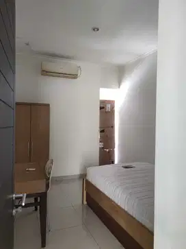 Jual atau sewa  Rumah 2 lantai di cluster arana harapan indah