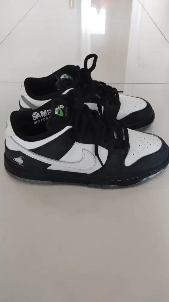 Preloved Sepatu Nike SB Dunk Pigeon