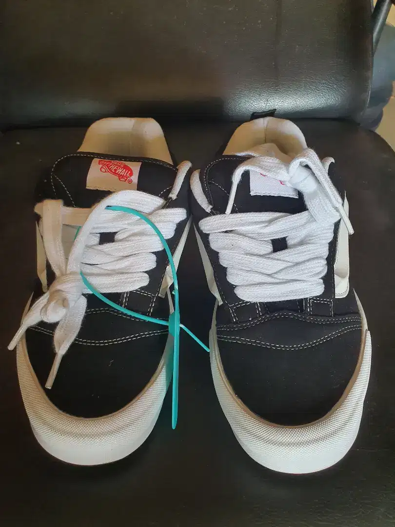 Jual sepatu vans baru.