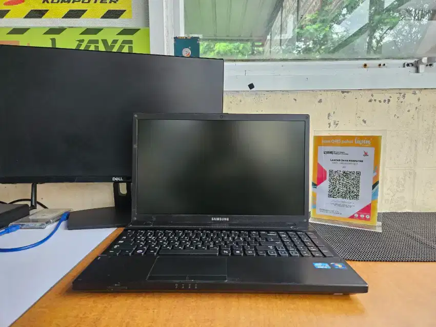 Laptop Samsung 300V Multimedia Istimewa Harga Kaki Lima
