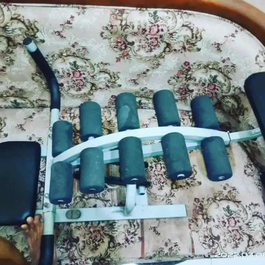 ALAT FITNES SIXPACK PERUT , TANGAN KAKI BS BAGUS SIAP PAKE MURMER