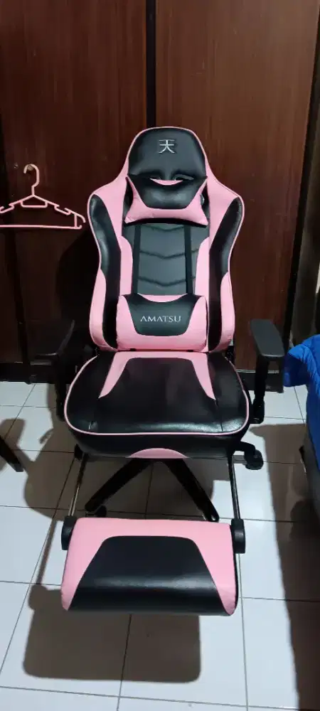 Kursi Gaming Amatsu Urania Informa (reject)