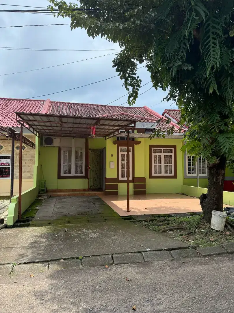 Di sewakan Rumah plus perabot