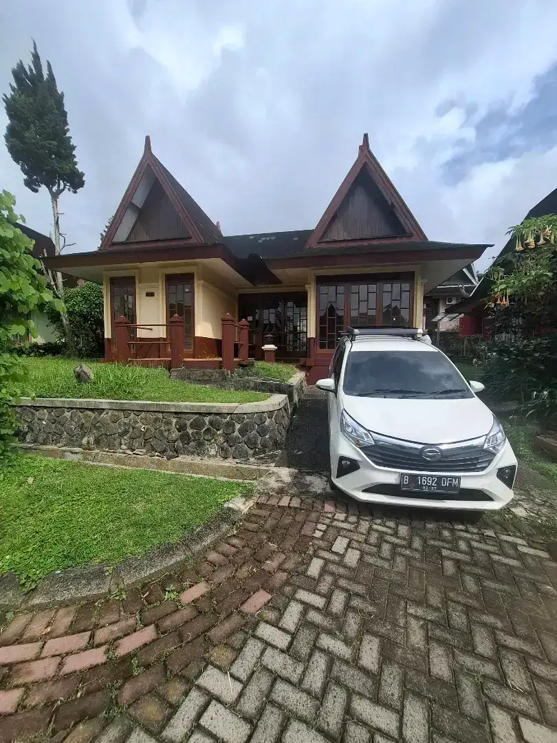 DIJUAL VILLA DI KOMPLEK KOTA BUNGA