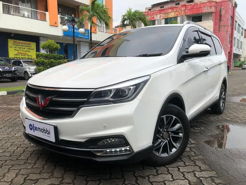 DP RENDAH - Wuling Cortez 1.8 C Luxury Plus Bensin-AT 2018