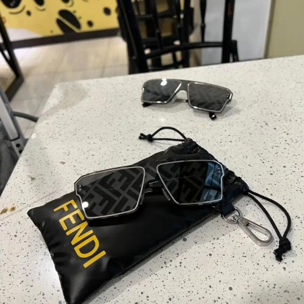 Kacamata Fendi Fragment glasses