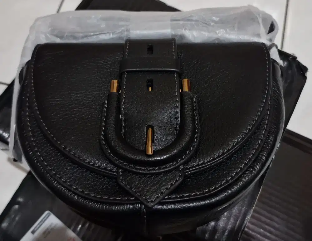 Tas Selempang Fossil ZB18530001 Black/Hitam