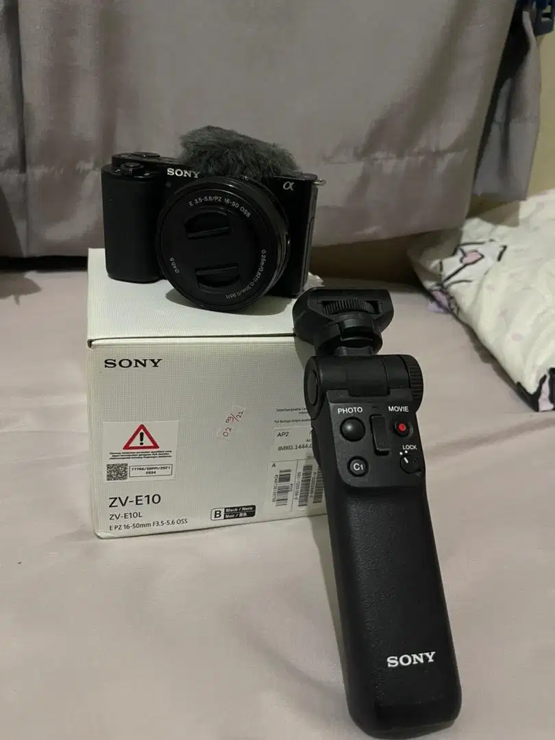 VLOGGING CAMERA SONY ZVE-10