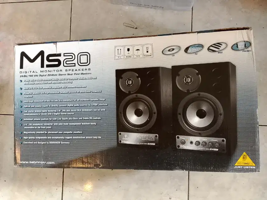 Speaker Monitor Behringer MS20