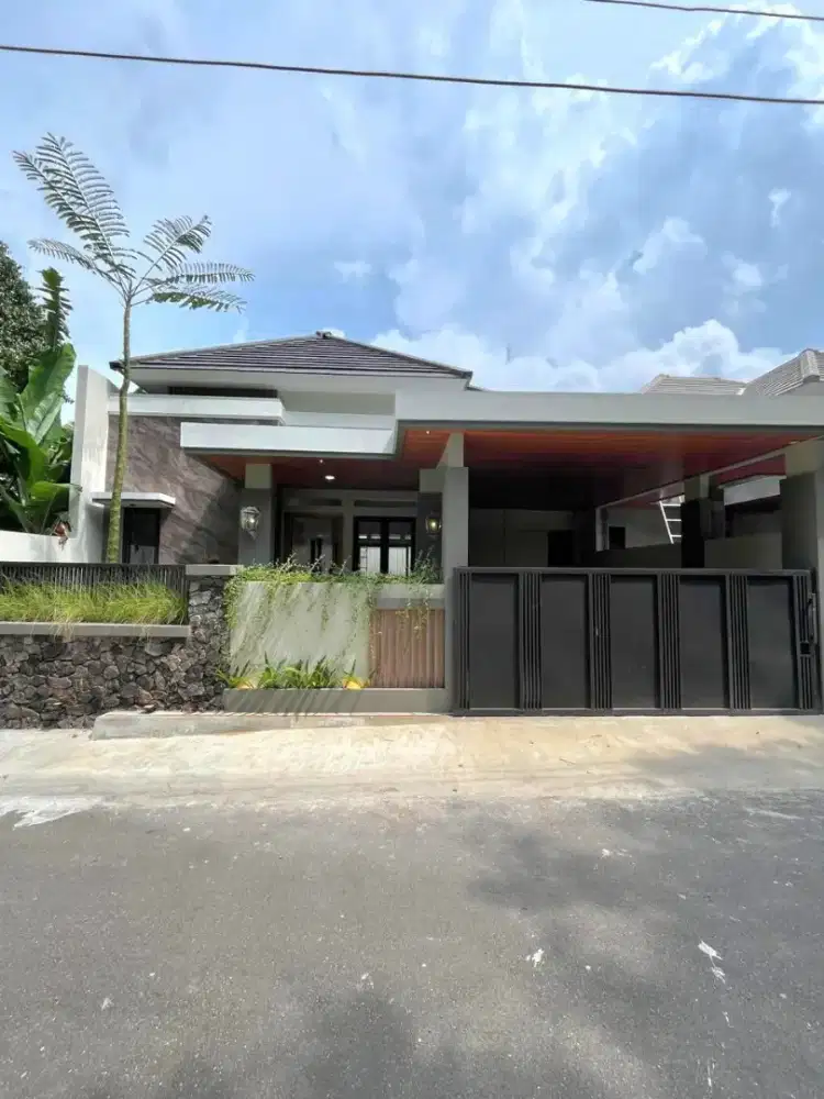 Rumah Mewah Estetik Luas 15 Menit Ke UGM Di Jl Kaliurang Km 13