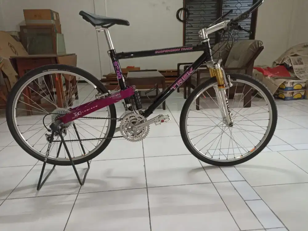 Sepeda Gunung Trek 9200