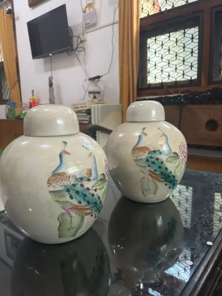 Juak guci sepasang antik lawas