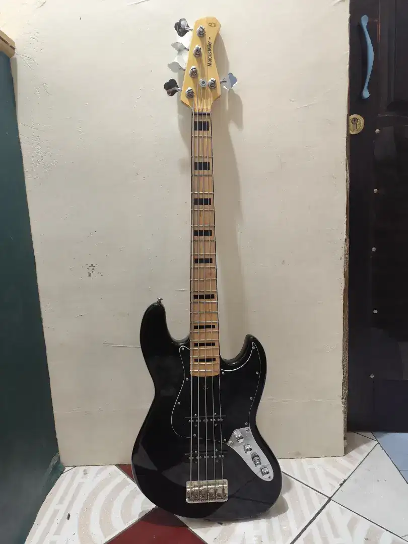 Bass Custom Marchus Miller