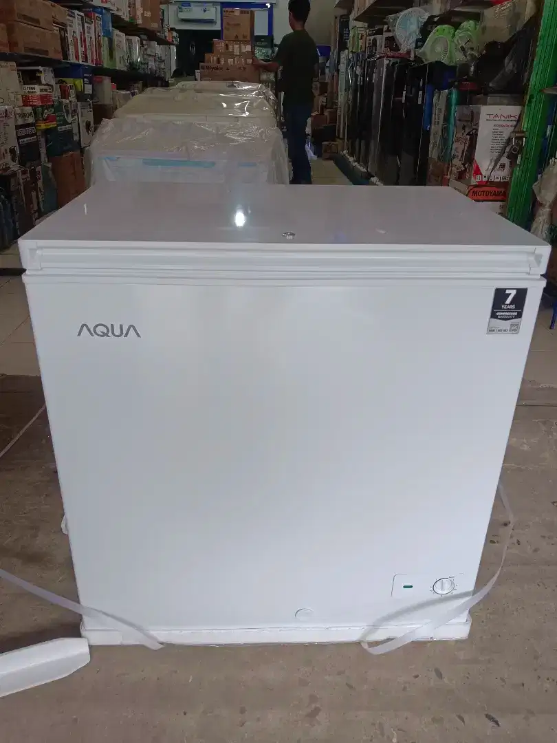 Freezer box 200 Liter AQUA