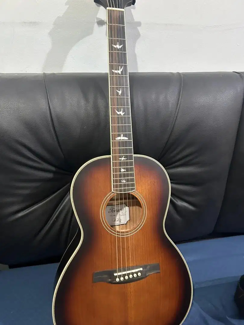 PRS SE P20 Parlor