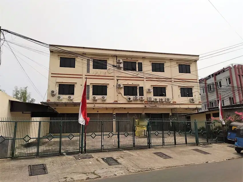 Dijual/Disewa 5unit Ruko Gandeng di Tomang Utara, 3 lantai, Strategis
