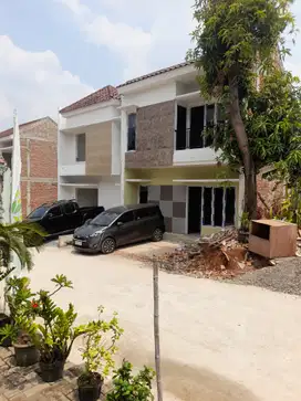 Rumah cluster mewah 2lantai lokasi super strategis murah dijatibening