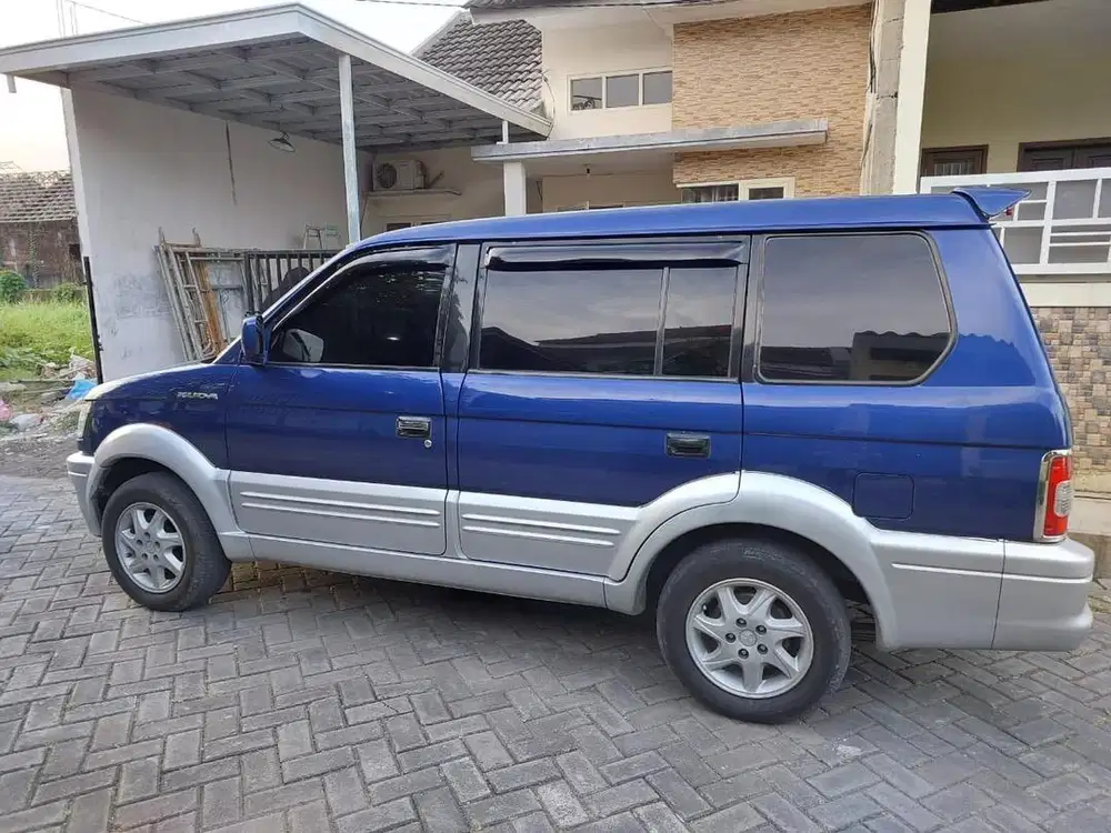 mitsubishi kuda grandia efi