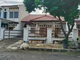 Dijual Rumah Bagus SHM Lt 200 m² Siap Huni di Jatisari Bekasi