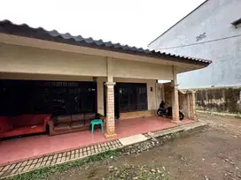 Rumah Pinggir Jalan Raya Cocok Untuk Home Industri
